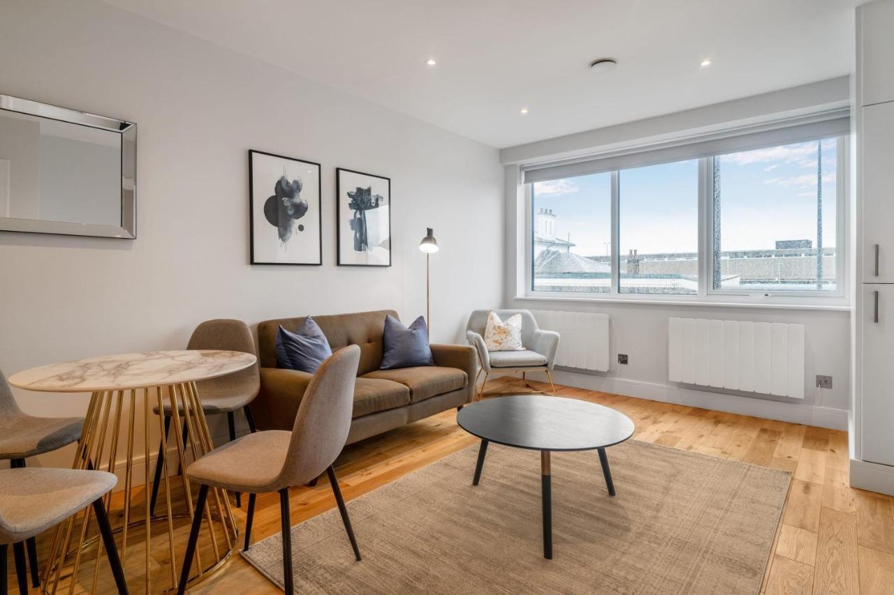 Lovely 1 Bedroom Apartment In The Heart Of Истли Екстериор снимка